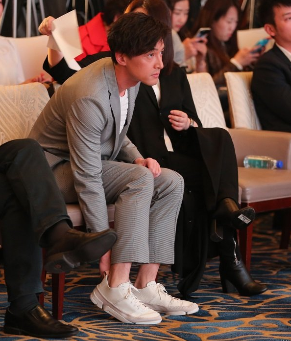 胡歌同款:Clarks 其乐 Trigenic Flex 三瓣鞋